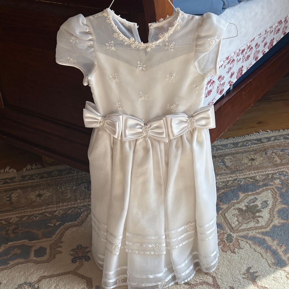 Girls First communion dress